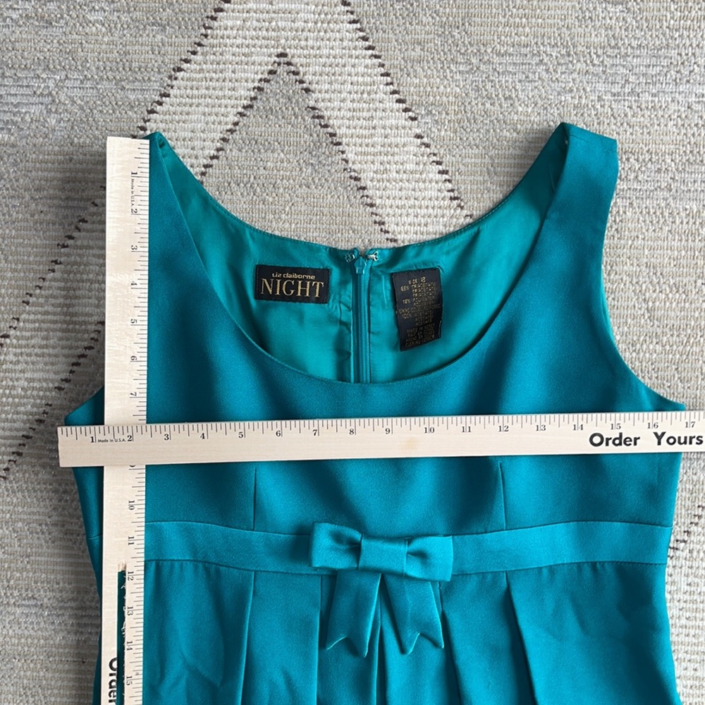 💕💍Liz Claiborne Jewel Green Sleeveless Party Dress - 8. Runs SMALL! - Picture 8 of 10
